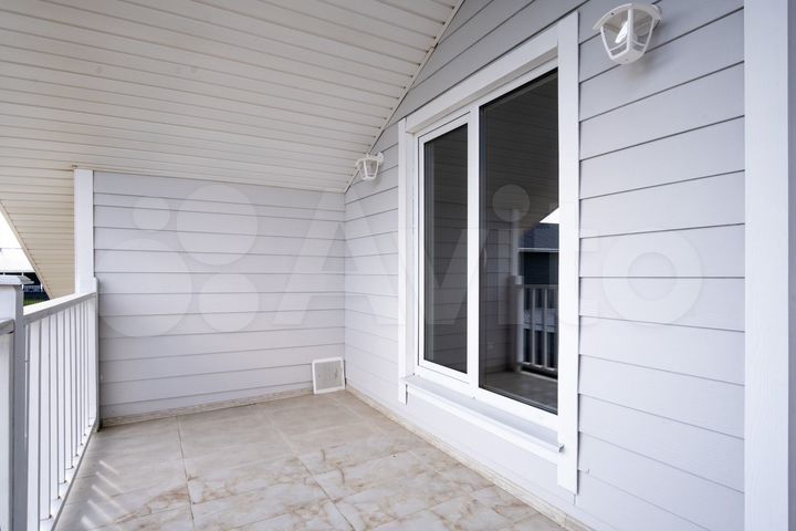 Коттедж 194 м² на участке 10 сот.