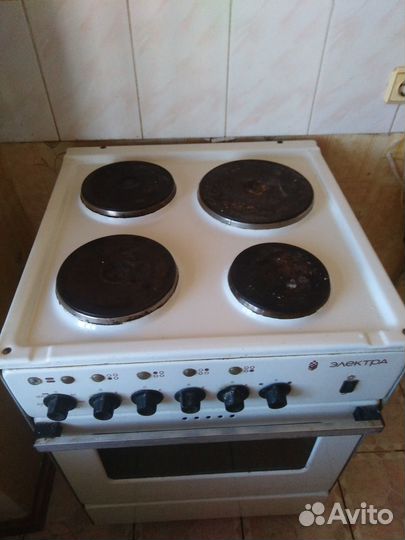 Плита электрическая с духовкой 