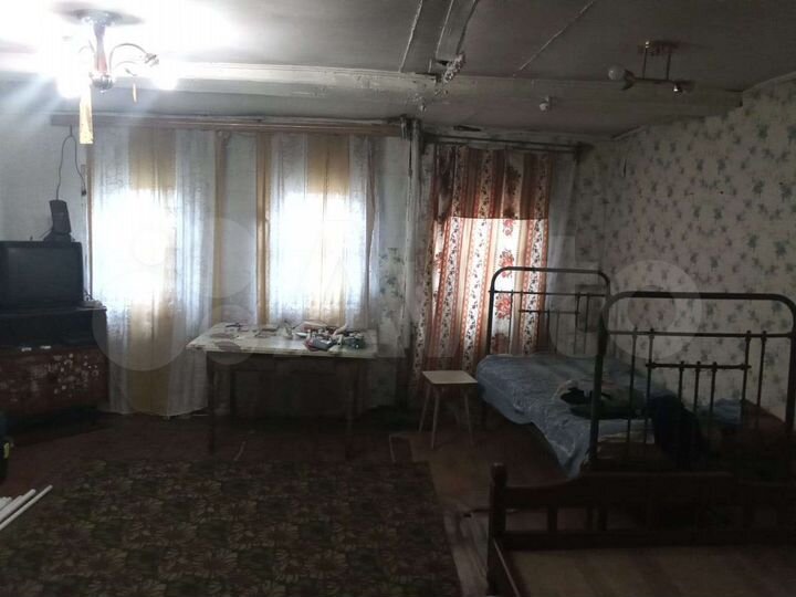 Дом 36 м² на участке 8 сот.