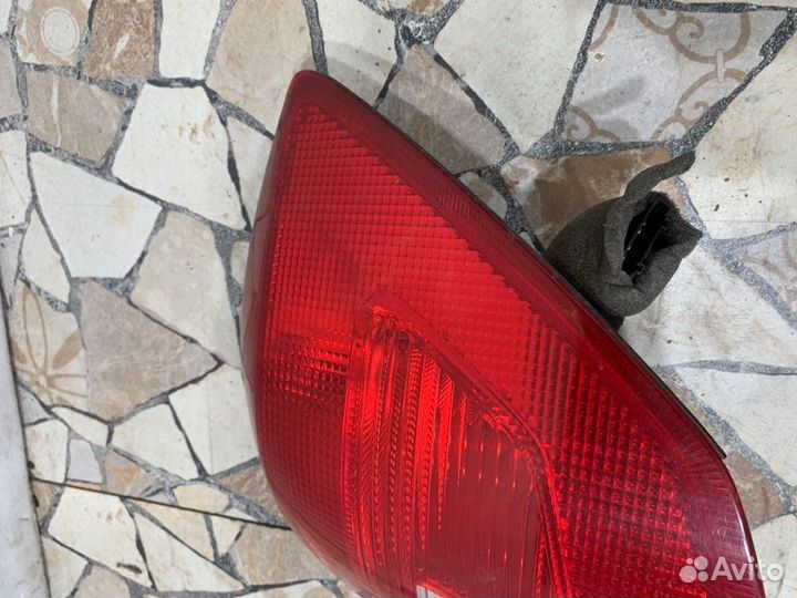 Фонарь задний Skoda Fabia хэтчбэк 1.4 BXW 2008