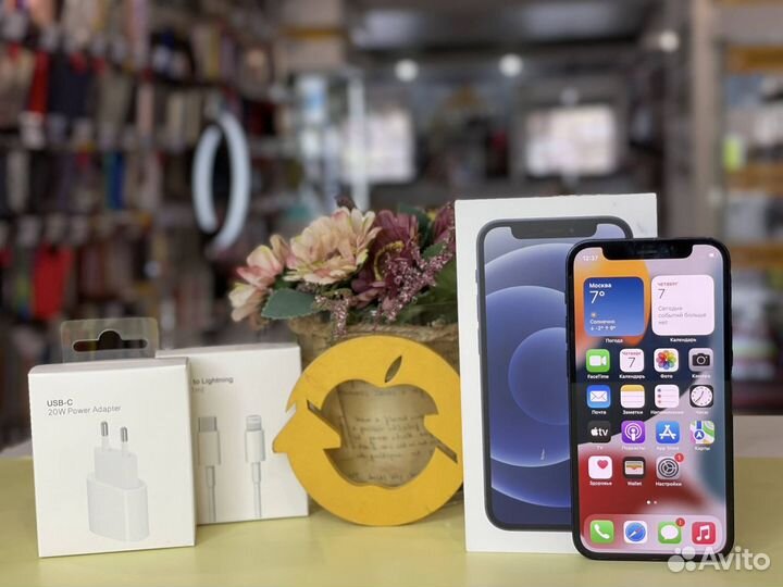 iPhone 12, 64 ГБ