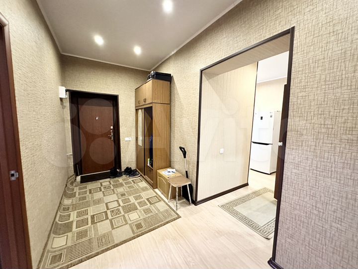 2-к. квартира, 52,9 м², 1/3 эт.