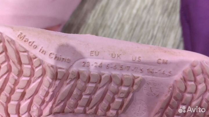 Купальник, шапочка, сланцы для девочки