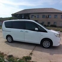 Nissan Serena 2.0 CVT, 2013, 185 000 км, с пробегом, цена 1 440 000 руб.