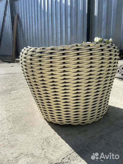 Кашпо напольное