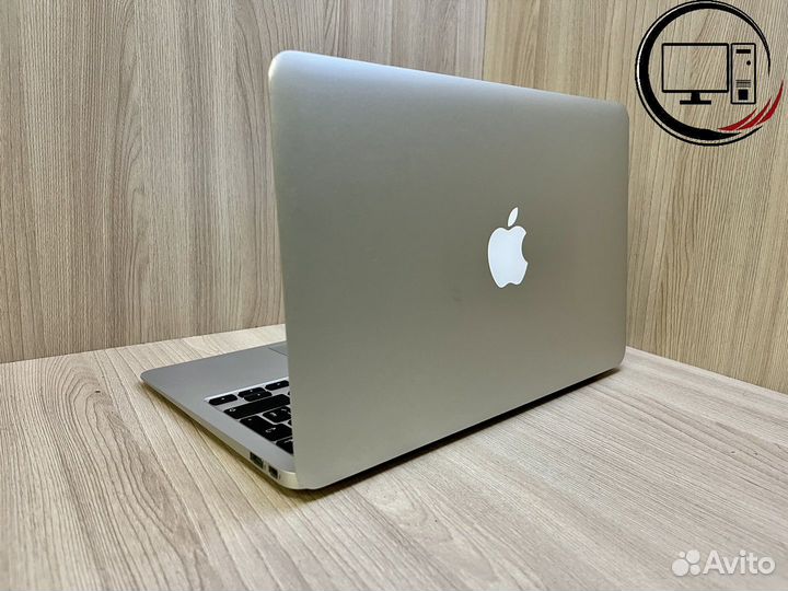 Ноутбук Apple MacBook Air 11