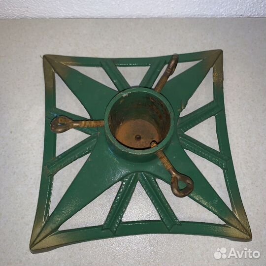 Чугунные подставки под елку.Германия