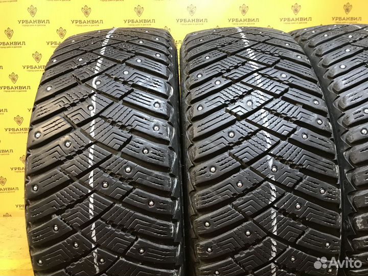 Goodyear Ultragrip Ice Arctic 215/55 R17 98T