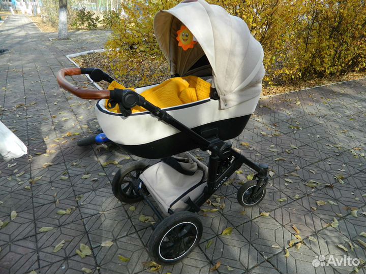 Коляска 2 в 1 luxmom