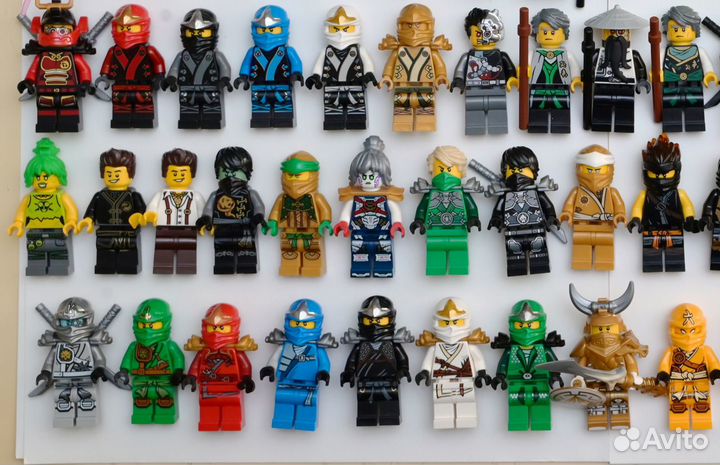 Lego Ninjago минифигурки (отправляю доставкой)