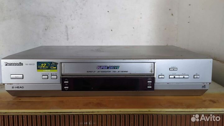 Видеомагнитофон panasonic