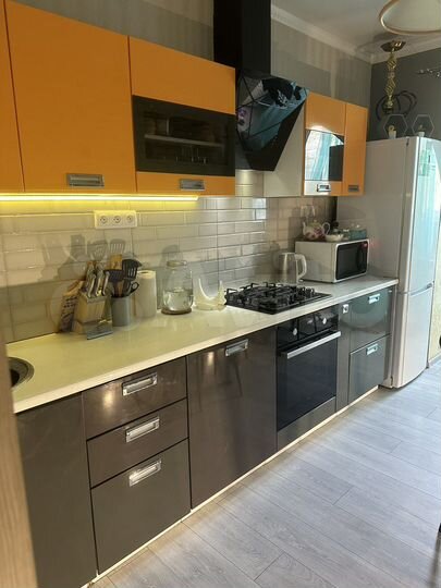 2-к. квартира, 60 м², 2/3 эт.