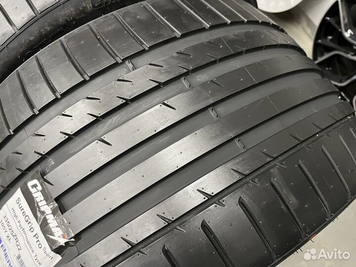 Gripmax SureGrip Pro Sport 295/30 R22 и 335/25 R22 103Y