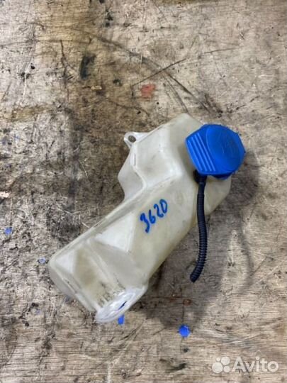 Бачок омывателя Audi A4 8ED BGB 2005-2008