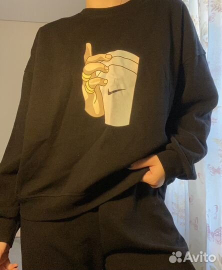 Спортивный костюм женский