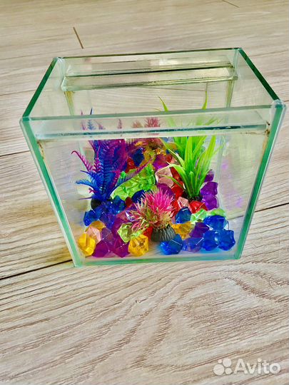 Продам аквариум, объем 1,5 литта