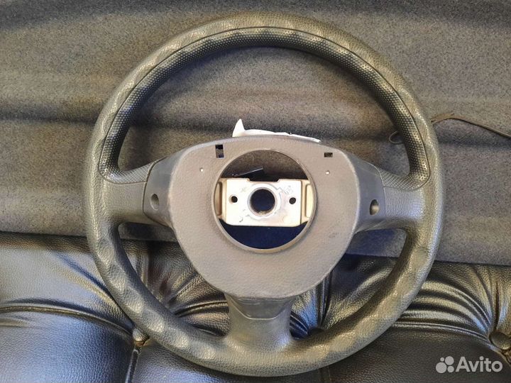 Руль Suzuki Ignis 2 игнис 2006