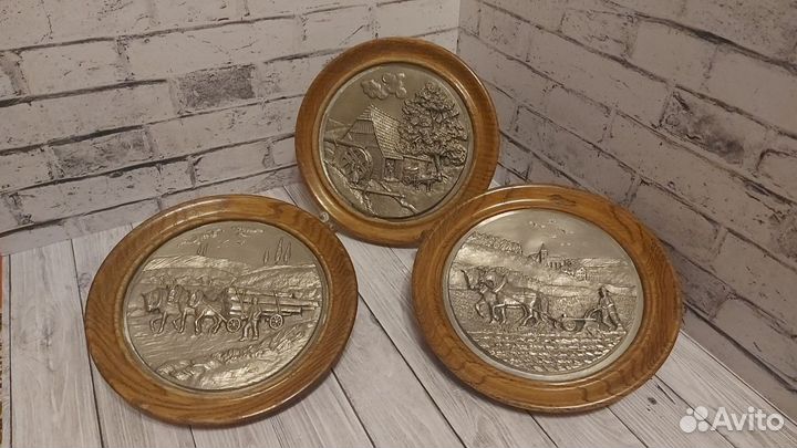 Панно из олово,в деревянной рамкеВремена года Герм