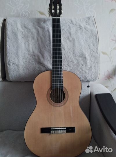 Гитара классическая нейлоновые струны
