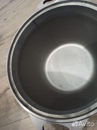 Казан новый на 4,5л