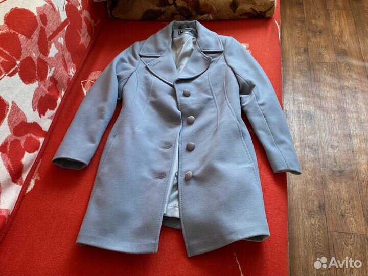Пальто женское новое 46