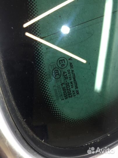 Стекло кузовное глухое левое (Volkswagen Touareg)