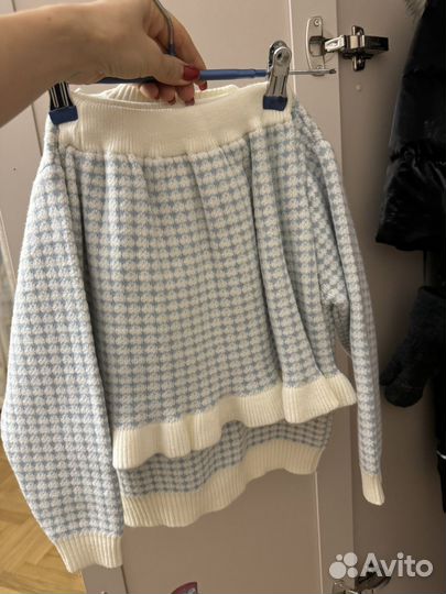 Кардиган с юбкой