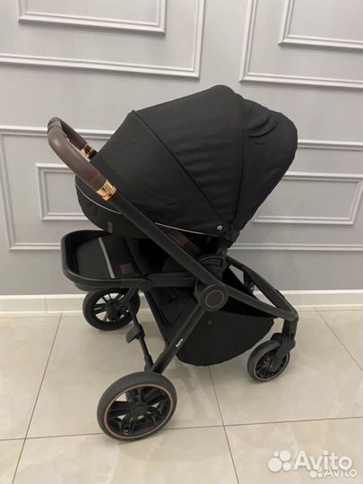 Коляска 2 в 1 Epica Carrello в черном цвете