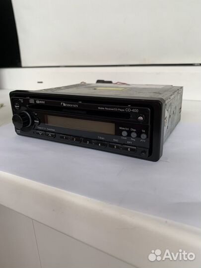 Магнитола Nakamichi CD-400