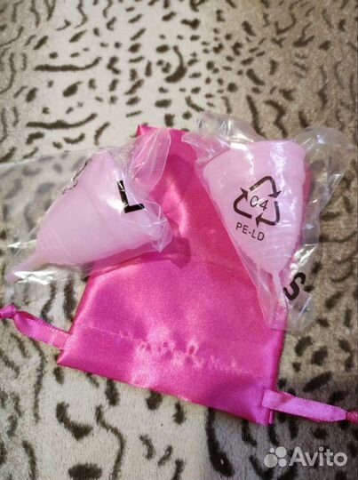 Менструальная чаша S и L новые