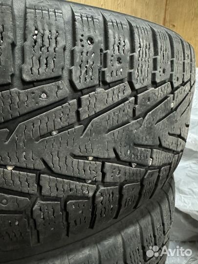 Nokian Tyres Hakkapeliitta 5 275/60 R20