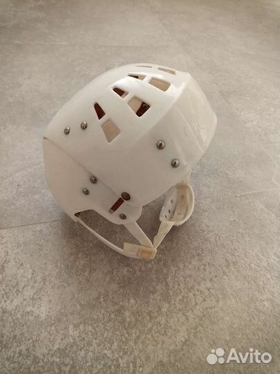 Шлем хоккейный