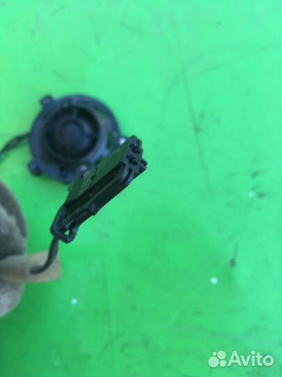 Динамик Фольксваген Гольф 6