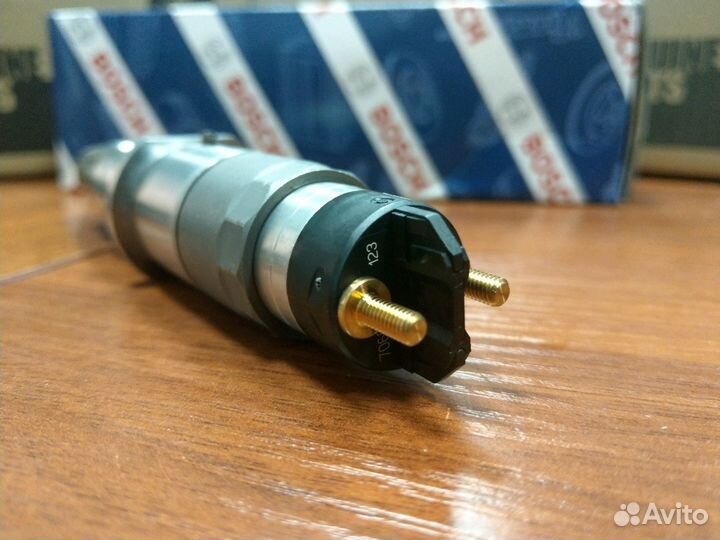 Форсунка Cummins 4ISBe 6ISBe оригинал