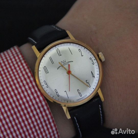 Луч 2209 тонкие винтажные механические часы СССР