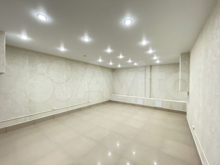 Помещение, 41,3 м2, новый ремонт, первая линия