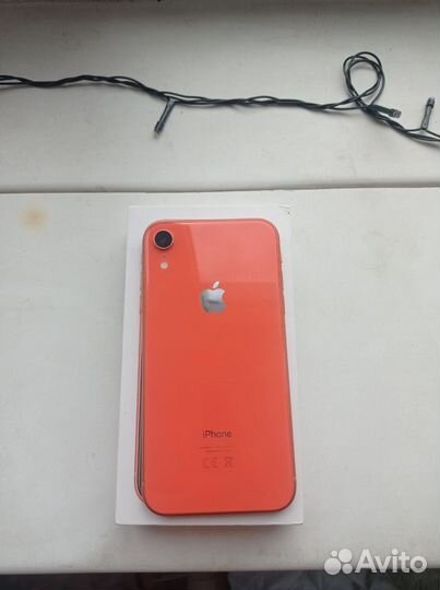 iPhone Xr, 64 ГБ