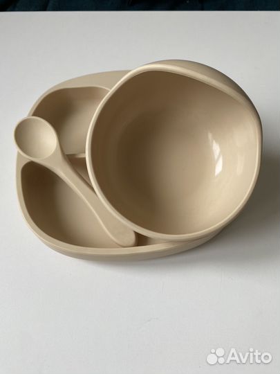 Детская силиконовая тарелка на присоске