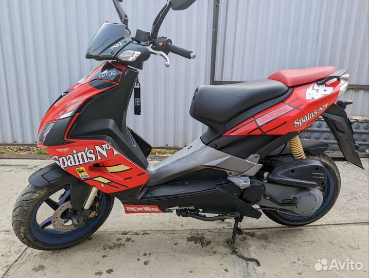 Aprilia sr50r 2008