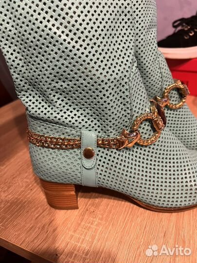 Женская обувь 39