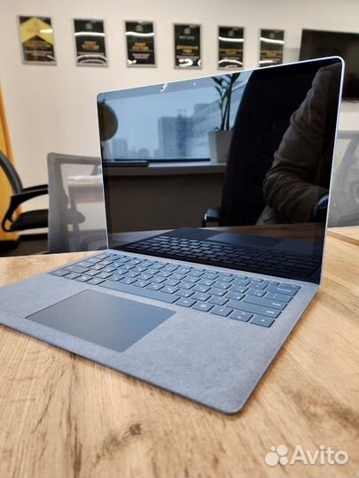 Ноутбук Microsoft Surface Laptop 4