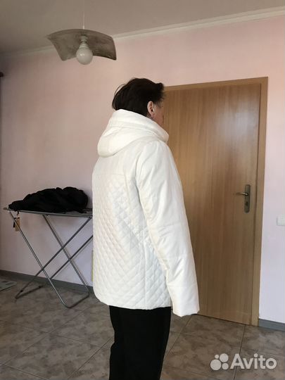 Куртка демисезонная женская 52 54 новая