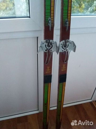 Беговые лыжи