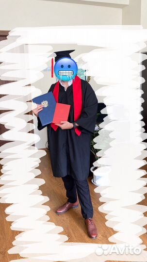Мантия и шапочка выпускника