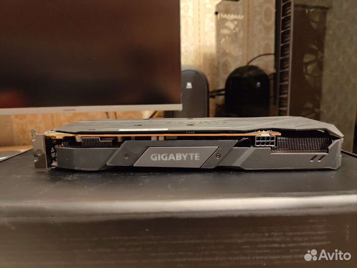 Видеокарта gigabyte RX5500XT 8GB