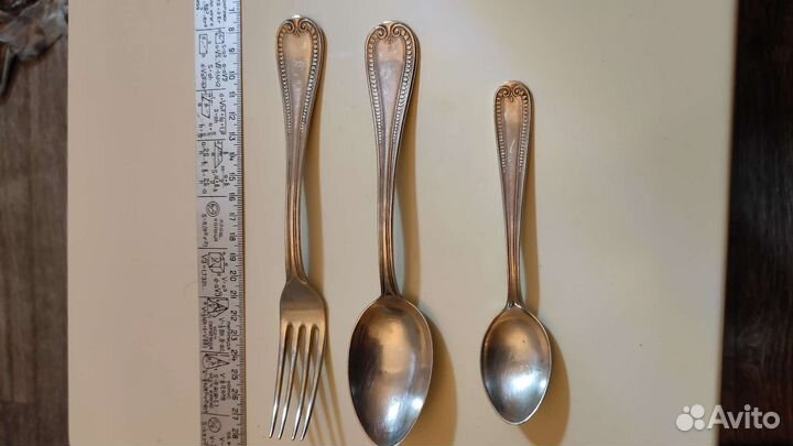 Отличный столовый набор -эгоист. Серебро 900пр