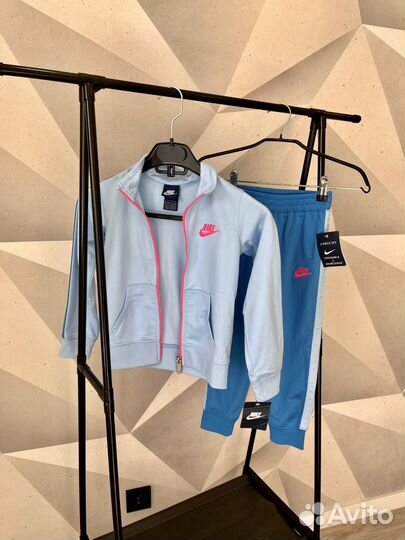 Костюм Nike для девочки