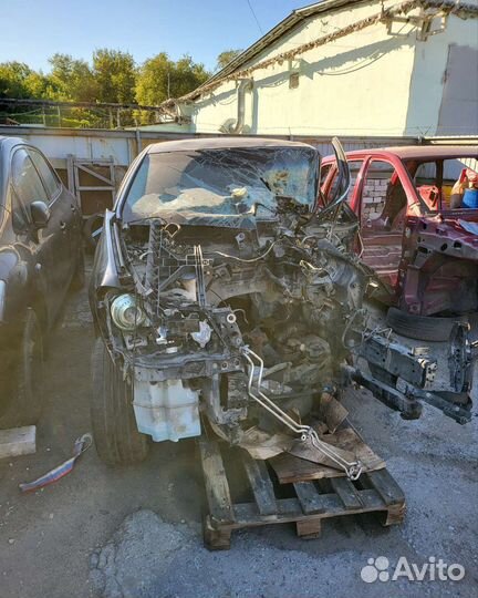 Разбор nissan fuga