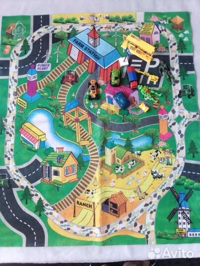 Коврик с машинками