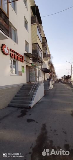 Пластиковая дверь в дом многозапорная